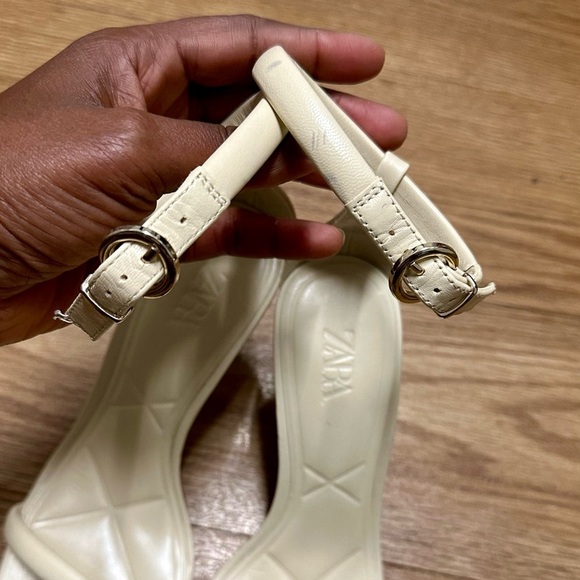 ZARA Beige Sandals - Picture 10 of 11